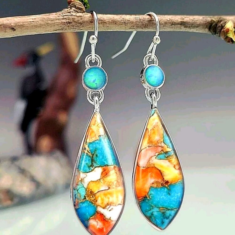 Multi-Color Geometric Earrings - Picture 2 of 3